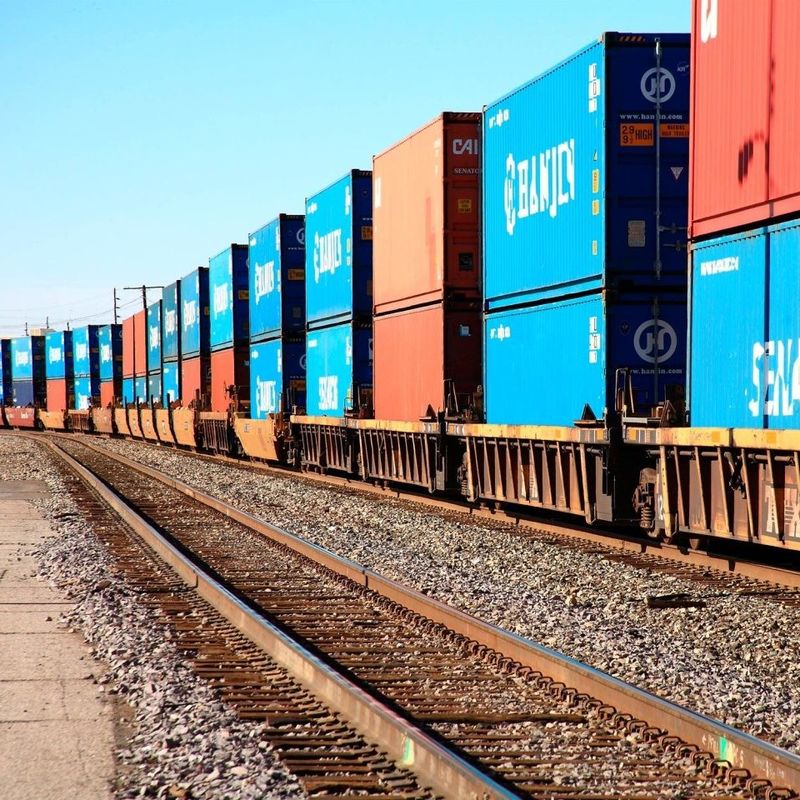 Linha de estrada de ferro de envio do trem de China ao frete internacional expresso da rota FCL de Europa ou de trilho de LCL